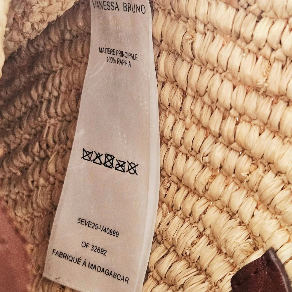 Vanessa Bruno Raffia Floral Half-Moon Clutch Bag Natural Beige - Picture 7 of 11